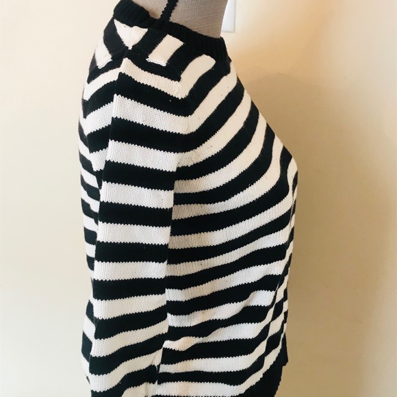 Sweater - Picture 2 of 3